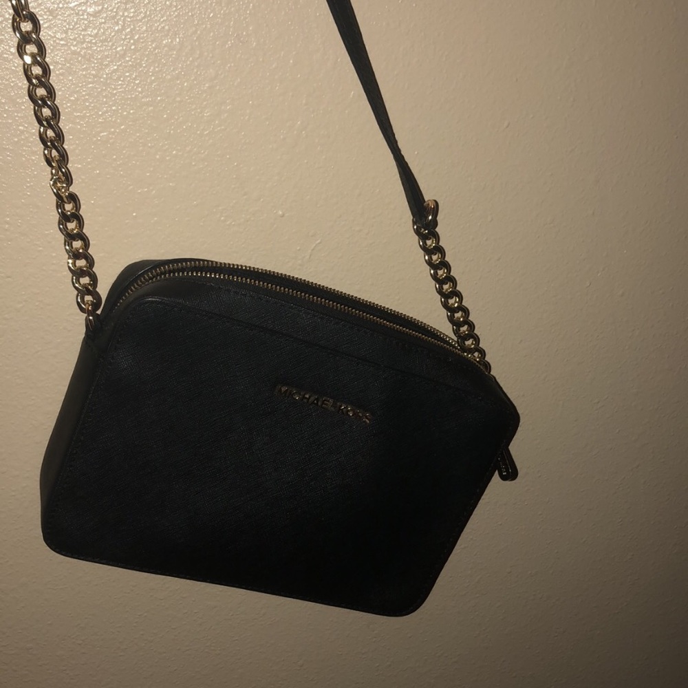 Jet set large saffiano leather crossbody black